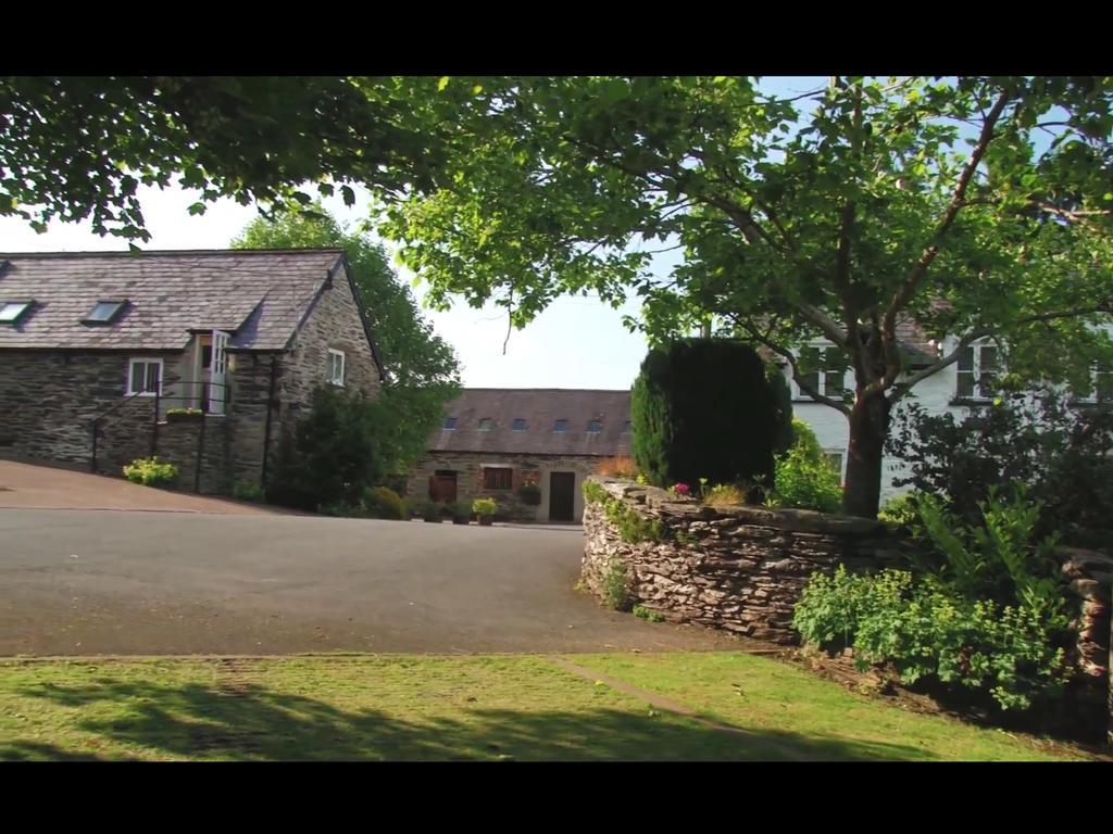 Bryn Melyn Farm Cottages Бала Екстериор снимка